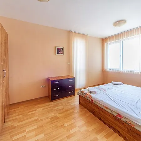 Apartment Panorama Kabakum - Free Parking Golden Sands